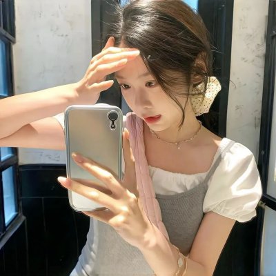 好女三头瞒