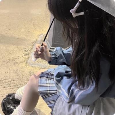 举起手来